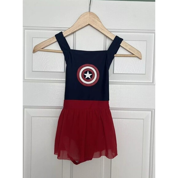 Hanna Andersson Other - Hanna Andersson Captain American Swimsuit Skirt Size 5 Superhero